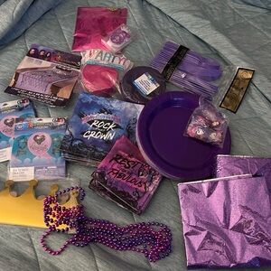 Disney’s The Descendants Birthday Party Supplies.